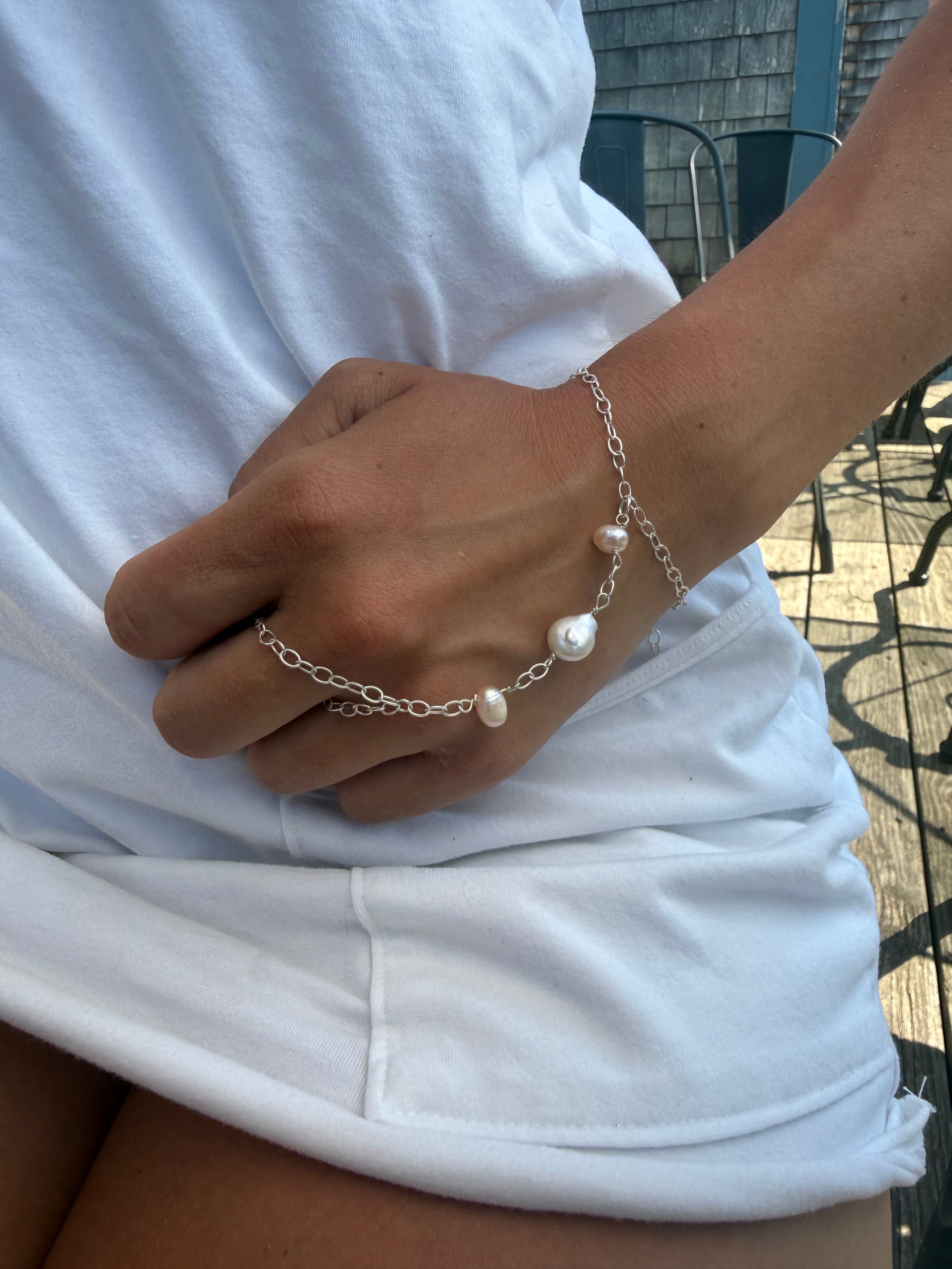 Liana Hand Chain